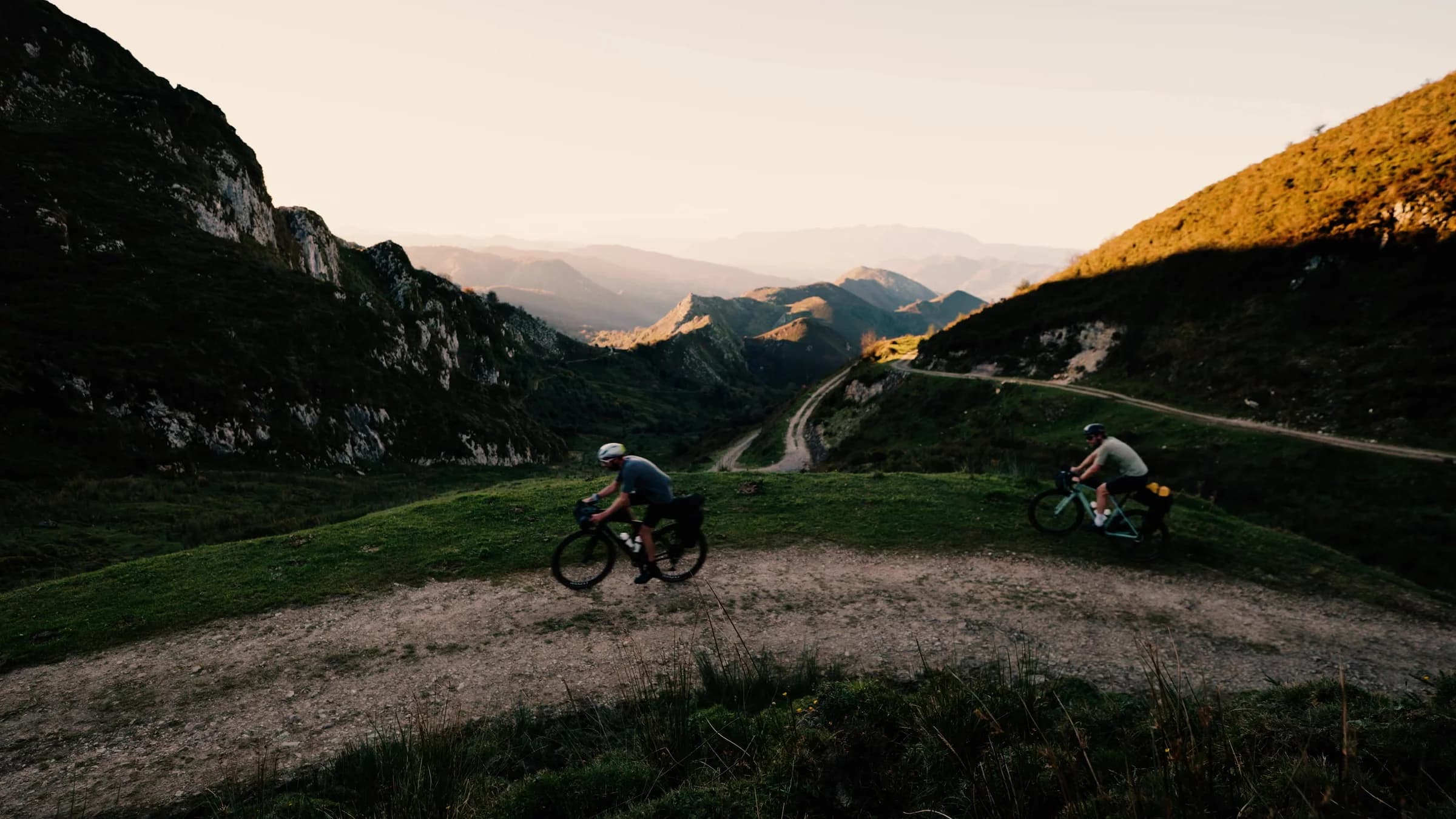 Men Cycling in Cycling Clothes LSRF SS25.